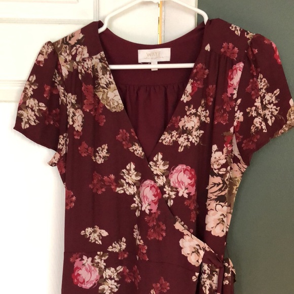 Wayf Floral Wrap Dress - Picture 5 of 8